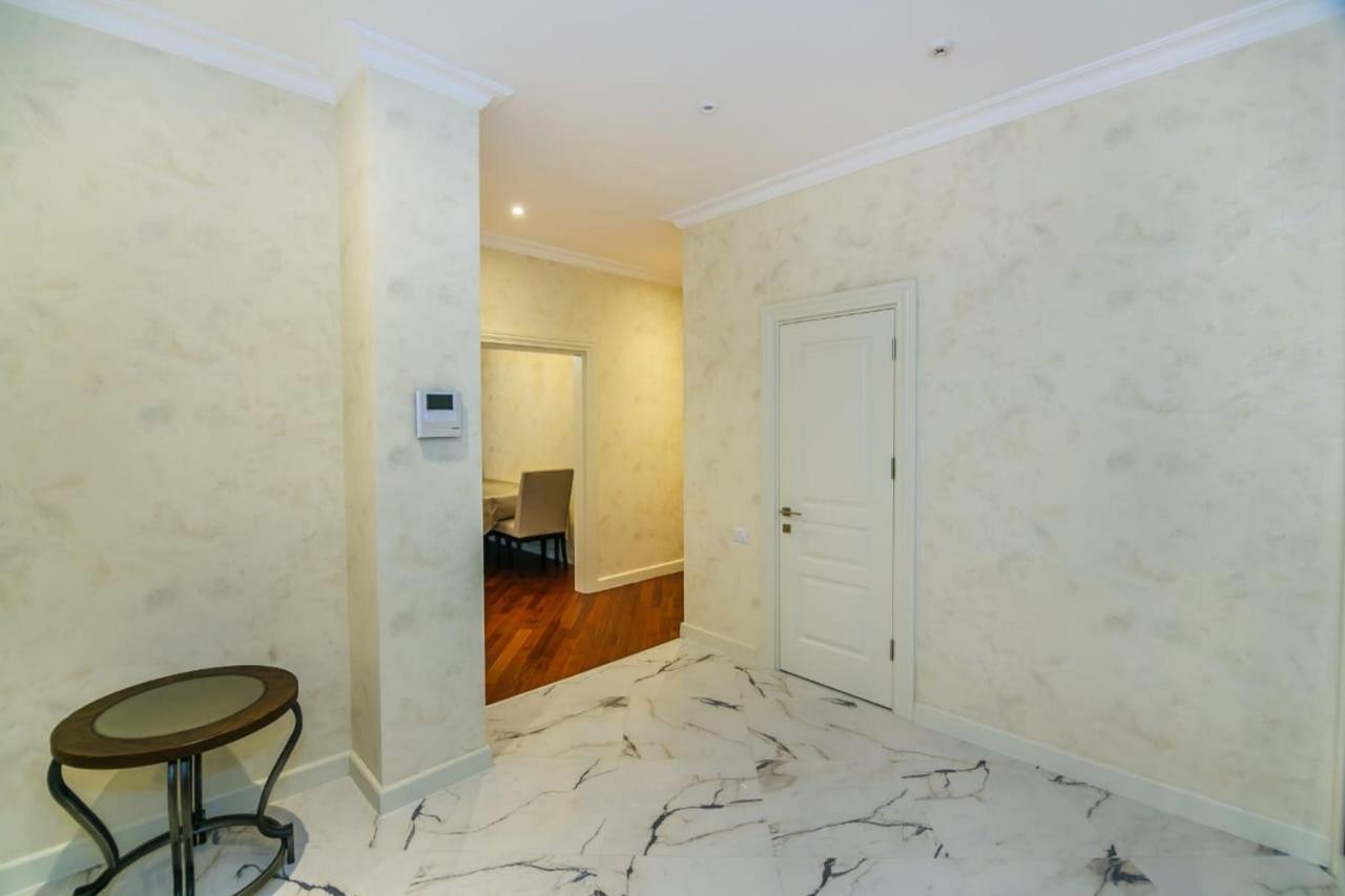 Lux Family Apartment In City Center Baku Exteriér fotografie